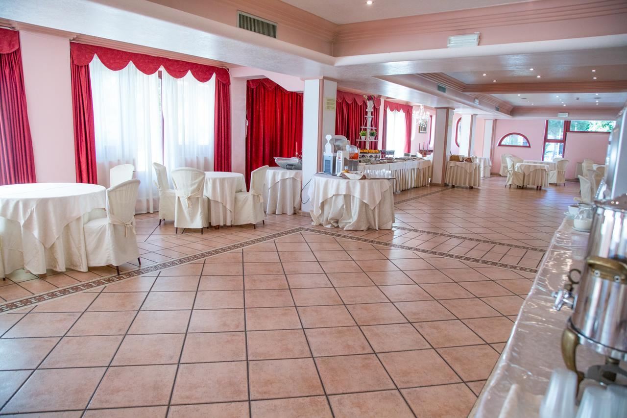 Assinos Palace Hotel 4*
