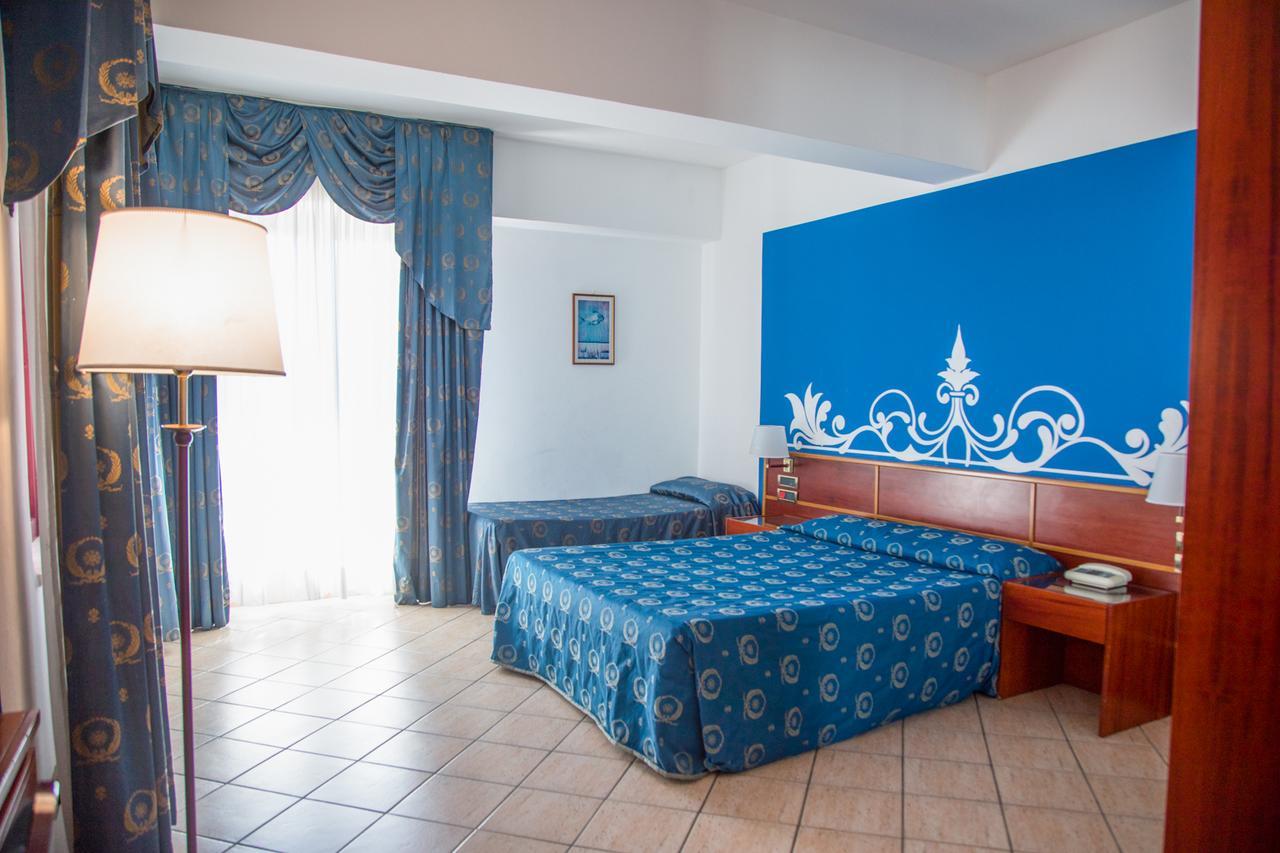 Hotel Assinos Palace Giardini Naxos
